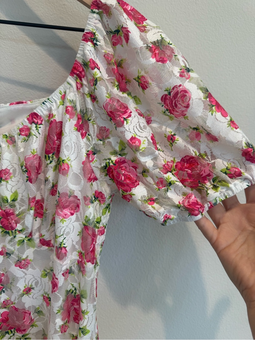 Betsey Johnson Goldie Floral Mini Dress Puff Sleeve Smocked Y2K Large - Picture 5 of 13
